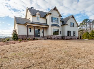 106 Wolf Creek Ct, Cumming, GA 30028