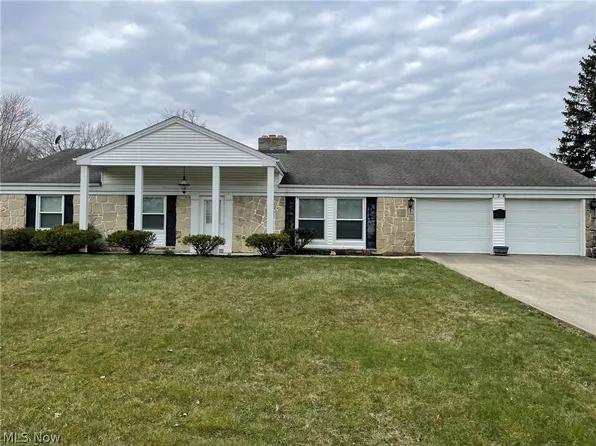 176 Brentview Dr, Grafton, OH 44044