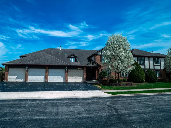 6201 Willowhill Rd Unit A, Willowbrook, IL 60527