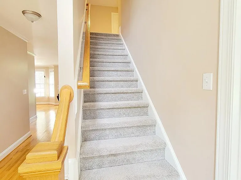 1217 Crozier Ct — Photo 30