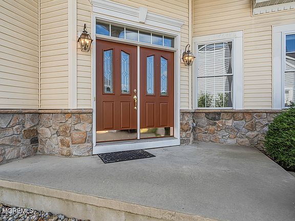 4th image of 34 Sea Girt Lane