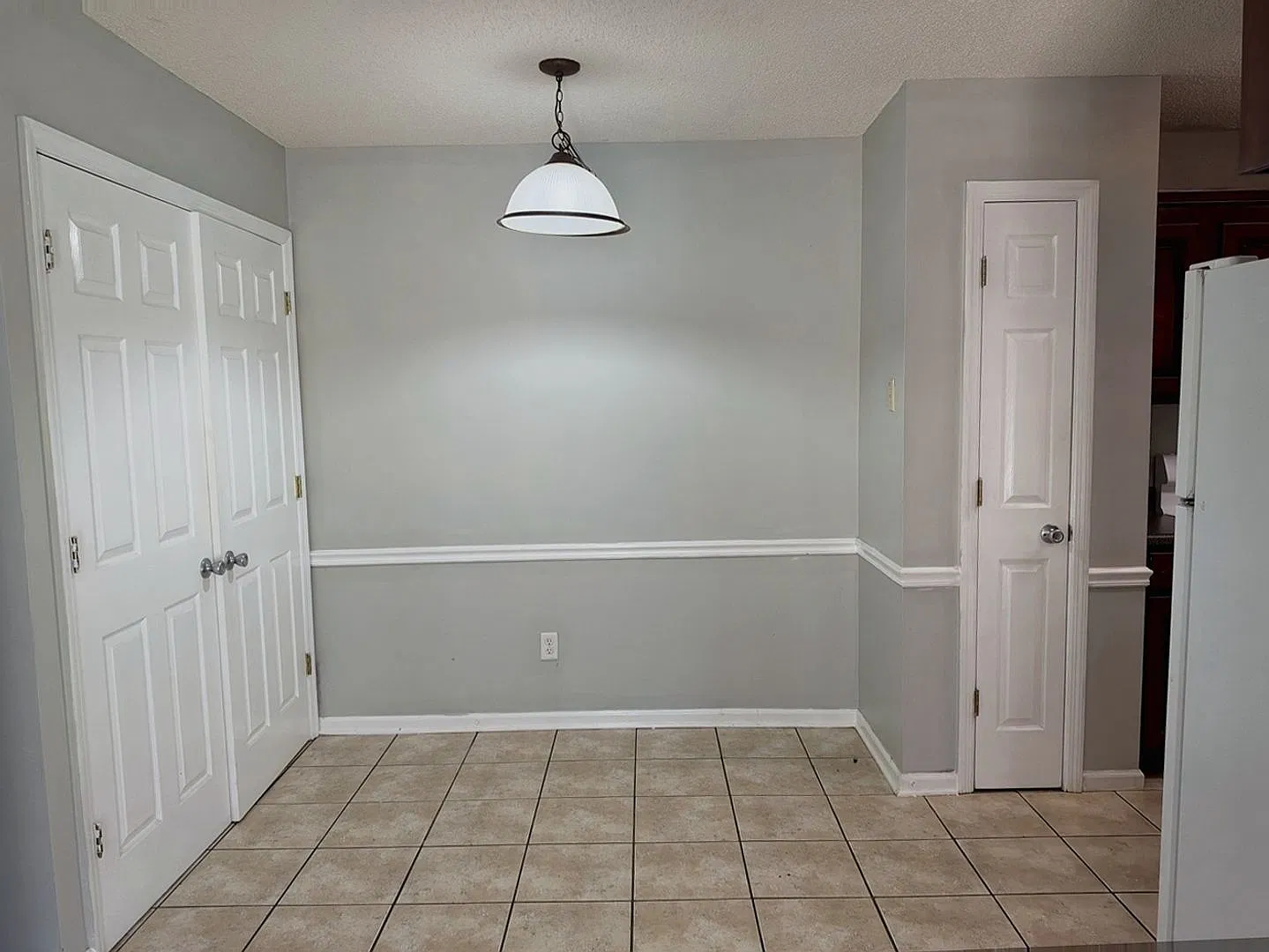 2520 Barnesdale Way — Photo 3