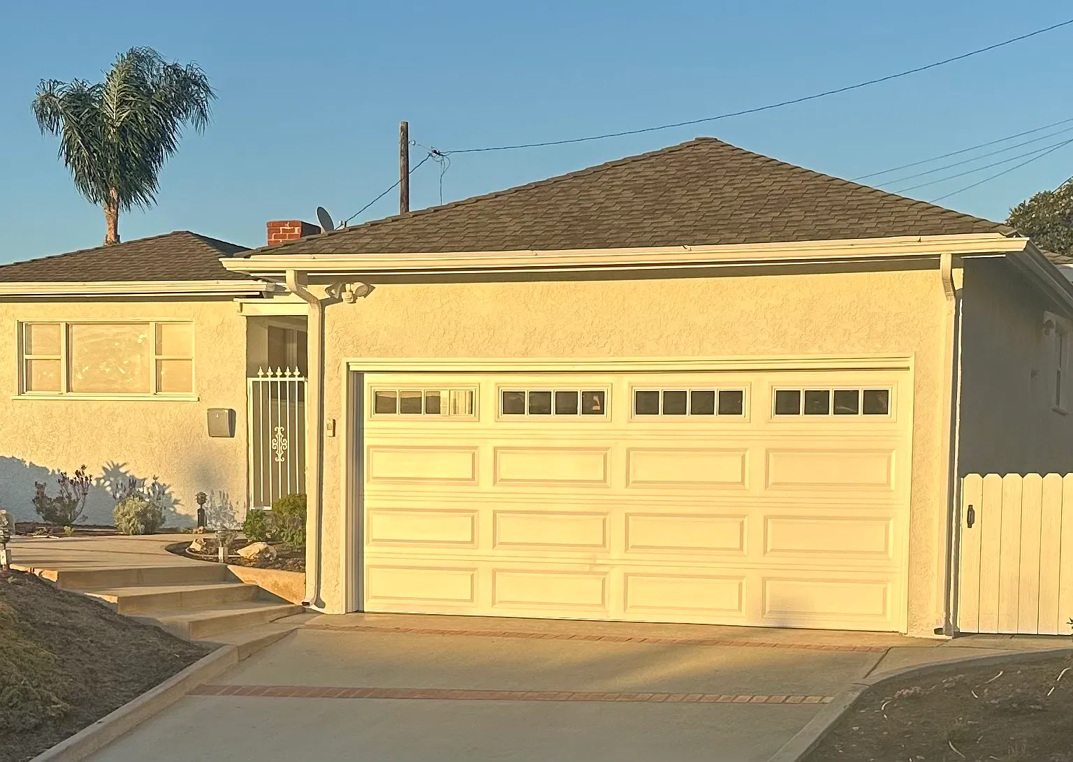 4 bed, 2250 sqft, $9,200 — Photo 2