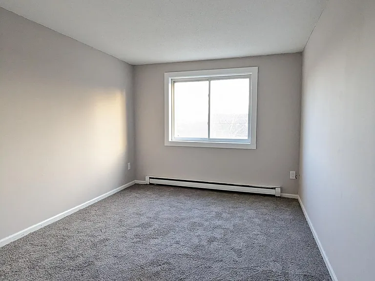 163 Mark Ln #20 — Photo 6