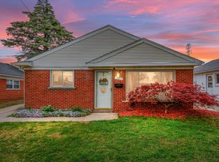 7905 Birch St, Taylor, MI 48180