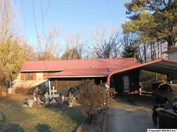 2424 Larkwood Cir NW, Huntsville, AL 35810