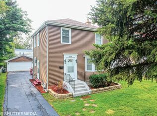 2328 S 10th Ave, Broadview, IL 60155