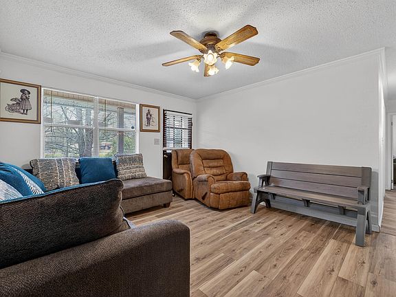 3rd image of 5554 Birmingport Rd