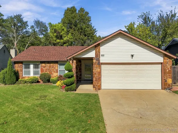 9207 E 93rd St, Tulsa, OK 74133