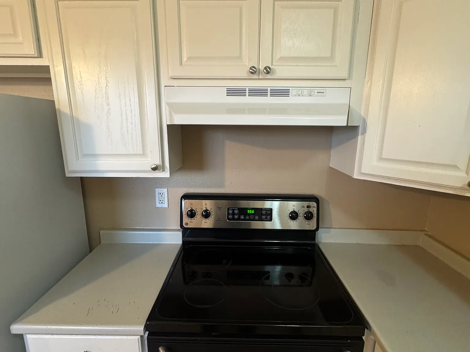 2 bed, 900 sqft, $1,250 — Photo 3