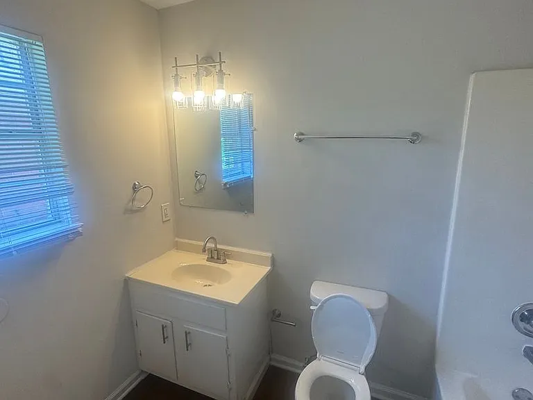 4567 Addington Dr — Photo 8