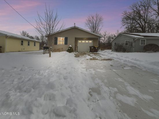 1275 Myrna St, Defiance, OH 43512