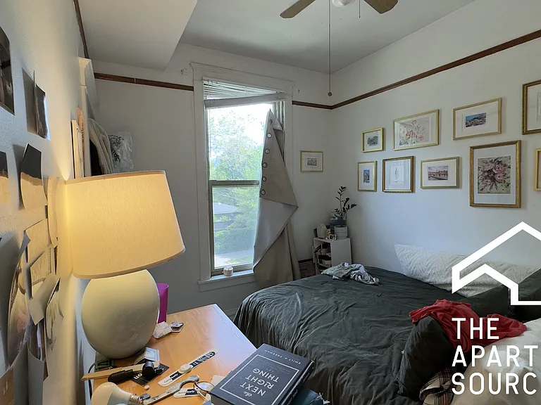 1315 W Melrose St #2 — Photo 7