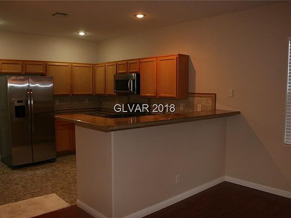 3rd image of 9887 Mackovski Ct