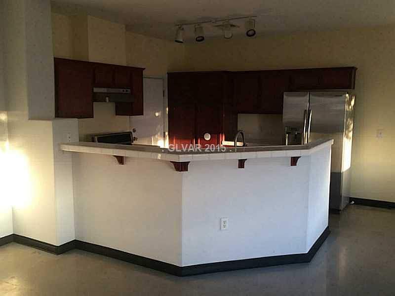 2nd image of 2050 Los Feliz St Unit 151