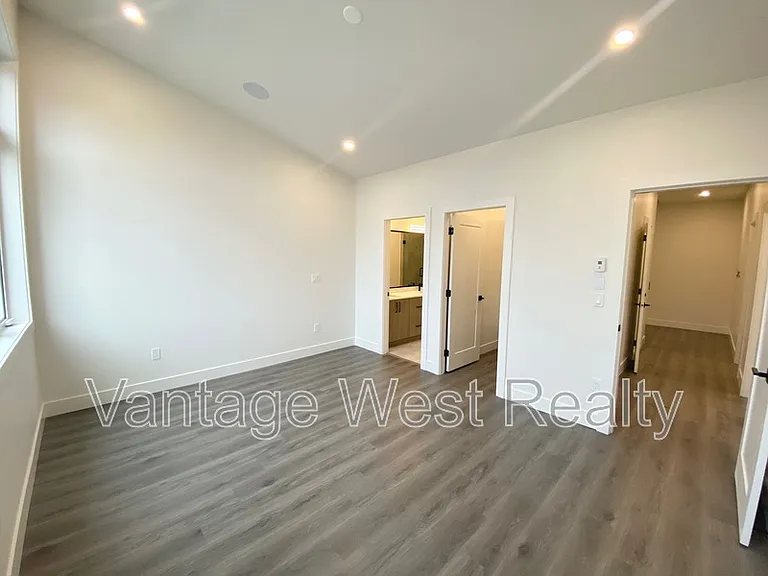 867 Morrison Ave #1 — Photo 26
