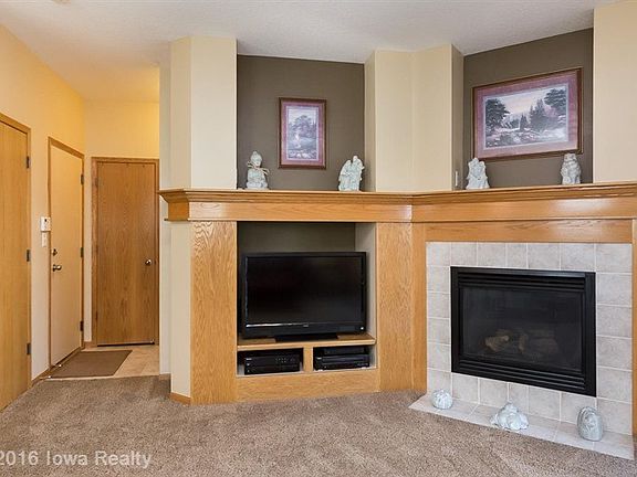 5th image of 15419 Aurora Ave