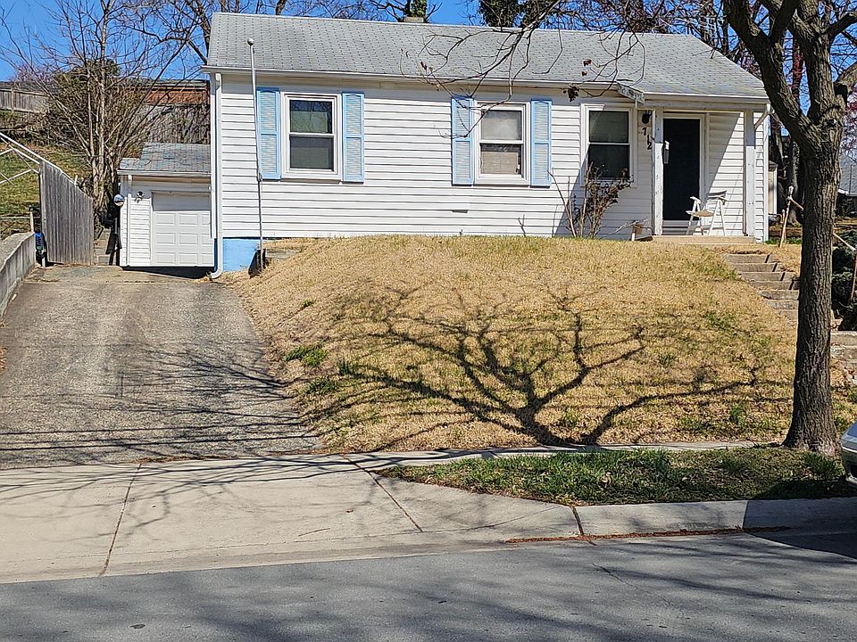 1st image of 712 Crabb Ave