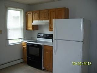 2nd image of 213-215 215 Vincent St