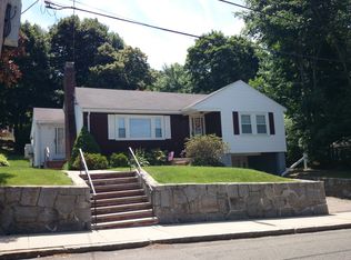 49 Robin St, West Roxbury, MA 02132