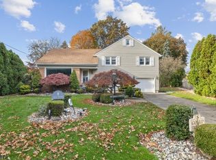 8 Gould Ter, Clifton, NJ 07013