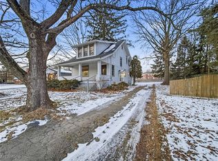 322 Shields Rd, Youngstown, OH 44512