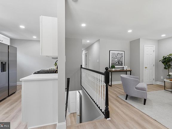 5th image of 1213 Quo Ave