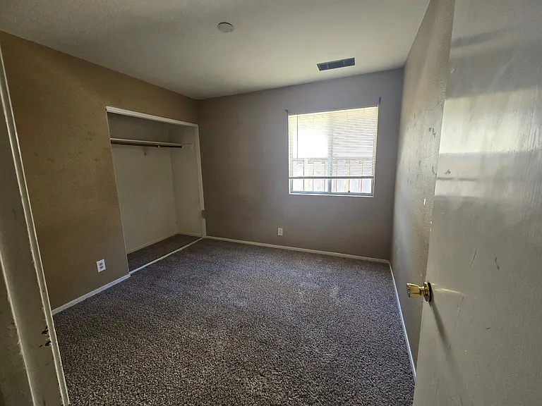 541 Moray Way — Photo 9