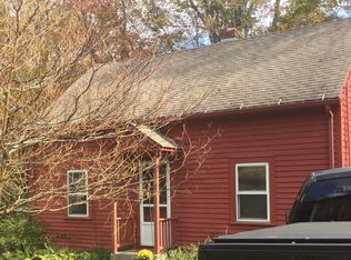 27 Bear Hill Rd, Woodbury, CT 06798