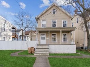 656 Scotland Rd, Orange, NJ 07050