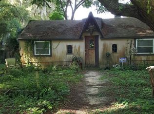 800 Citrus Ave #B, Howey In the Hills, FL 34737