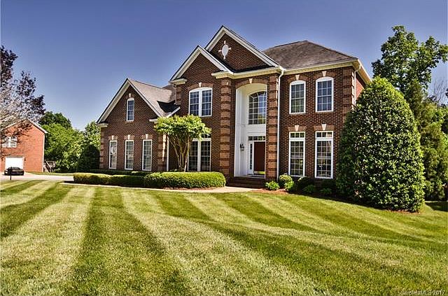 1st image of 700 Reverdy Ct