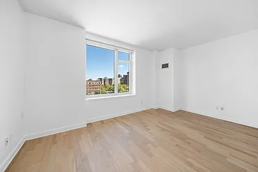 Sold by Isen & Company : Real Estate Advisors