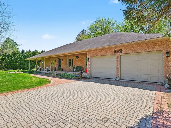 6343 Deermeadow Dr, Ottawa, ON K4P 1M9
