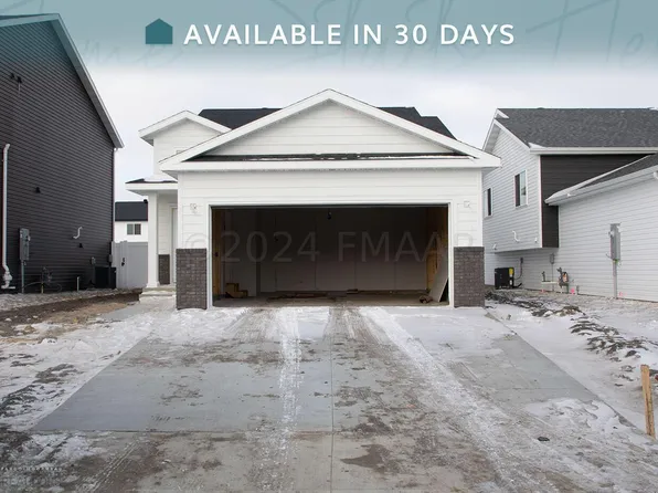 1491 69th Ave S, Fargo, ND 58104