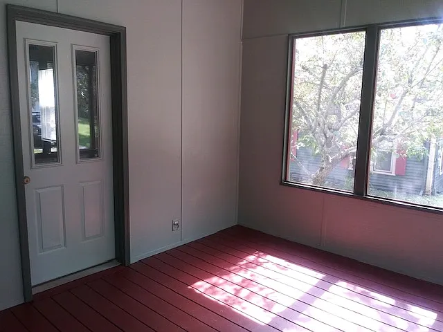 83 Welch St — Photo 2