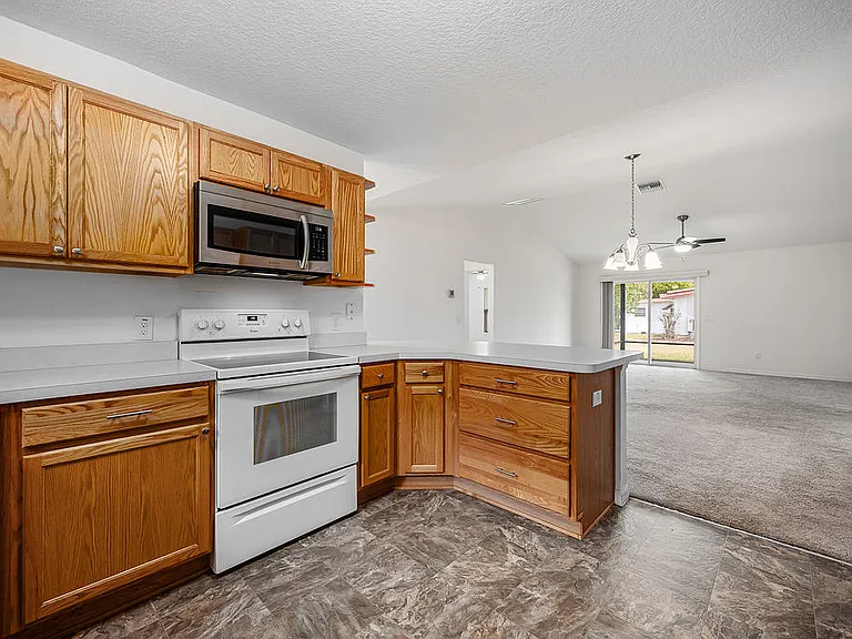 1329 Paradise Dr — Photo 6