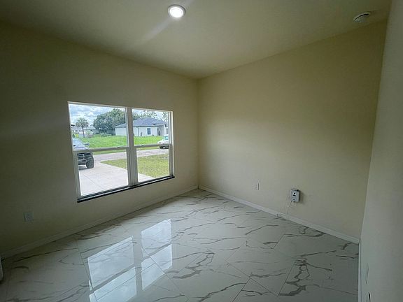 4th image of 2802 49th St W