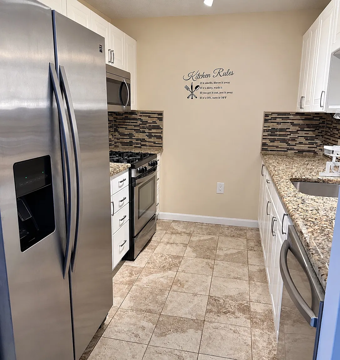4 Greenbriar Dr — Photo 2