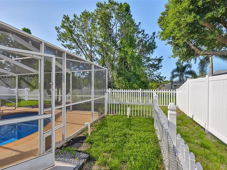 6610 Cambridge Park Dr — Photo 34