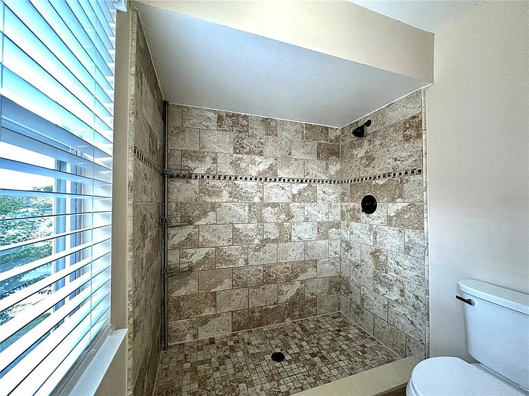 1116 Timberbend Cir — Photo 19