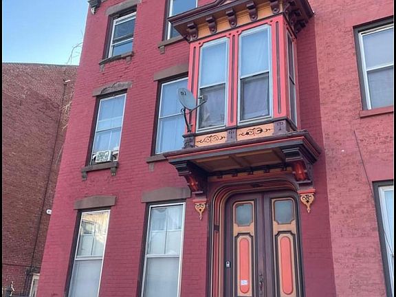 4th image of 2156 5th Ave #3