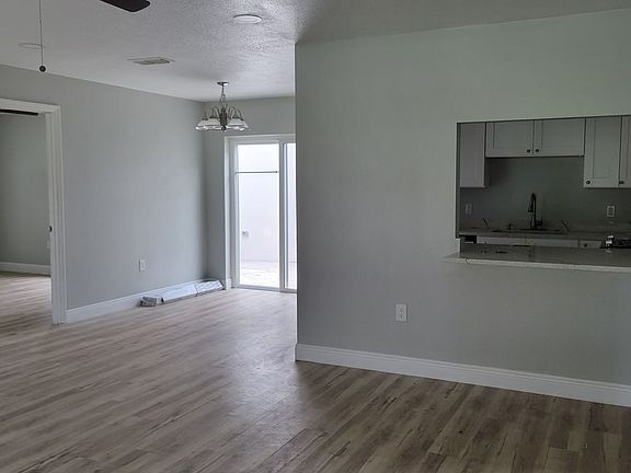 5th image of 37021 Patchoosa Ave