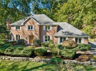 12 Rippling Brook Way, Bernardsville, NJ 07924