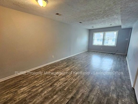 3rd image of 2853 Snow Rd APT 7