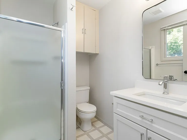 1956 Promenade Way — Photo 12