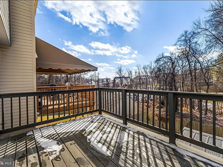 21 Sandstone Ct — Photo 31