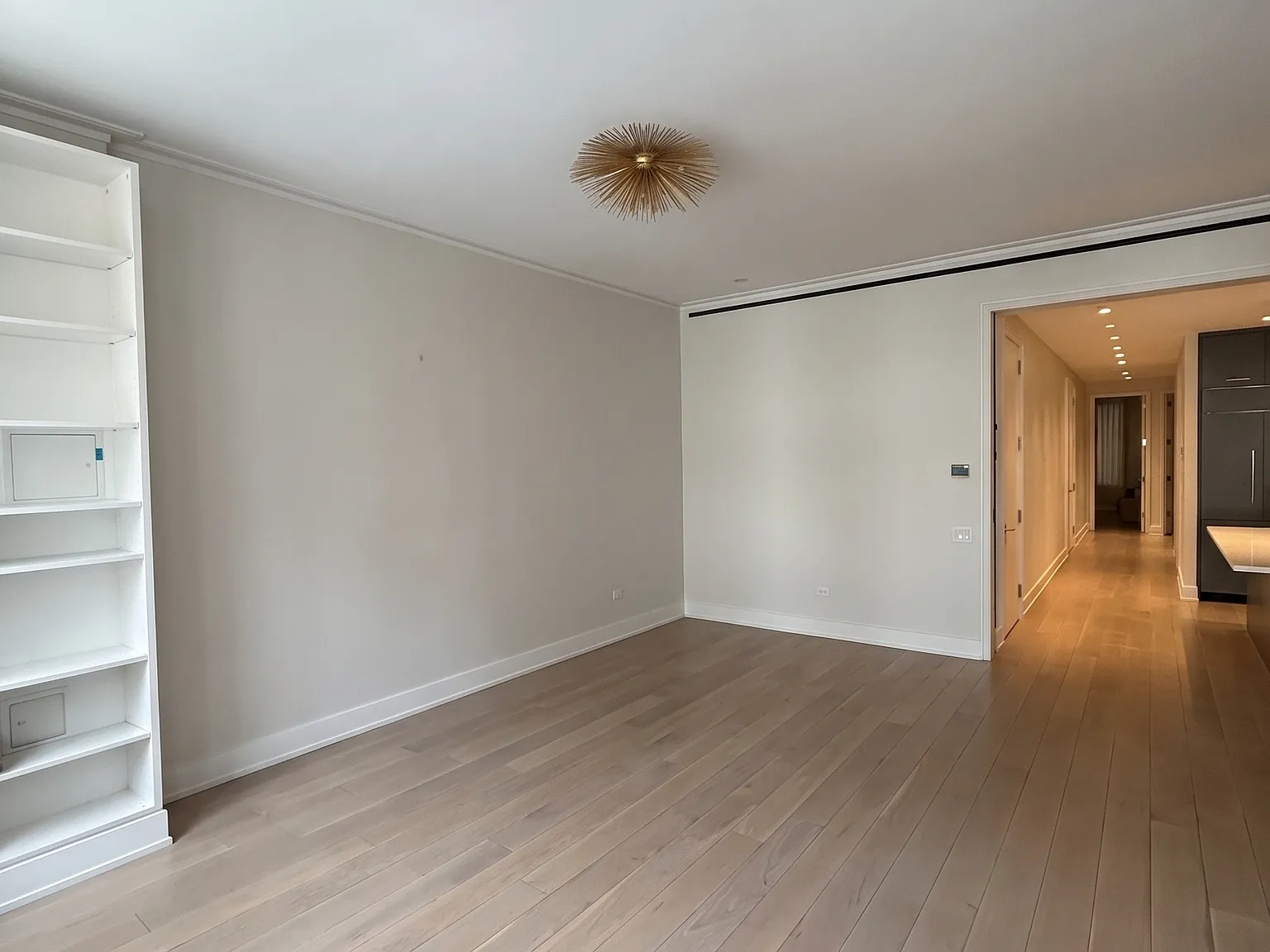 73 Warren Street — Photo 4