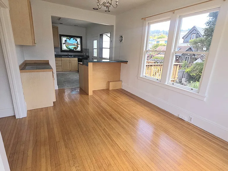 1329 Bonita Ave #A — Photo 27