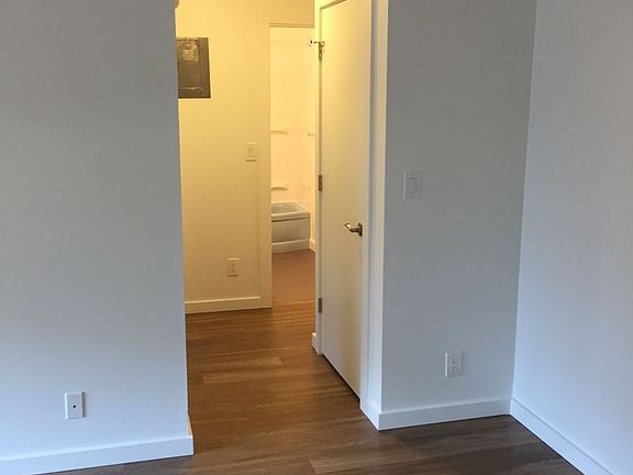 5th image of 848 NE 67th St APT 205
